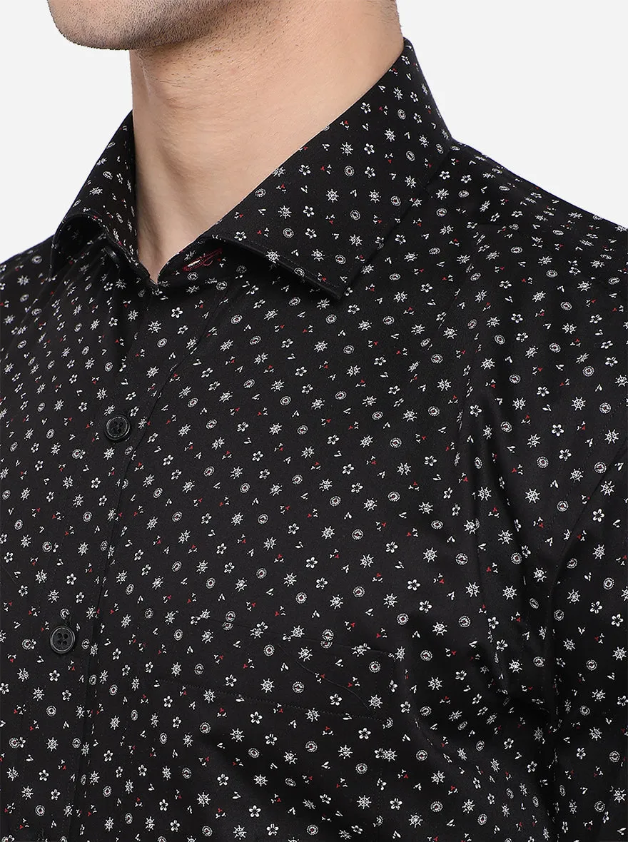 Black & White Printed Regular Fit Formal Shirt | JadeBlue