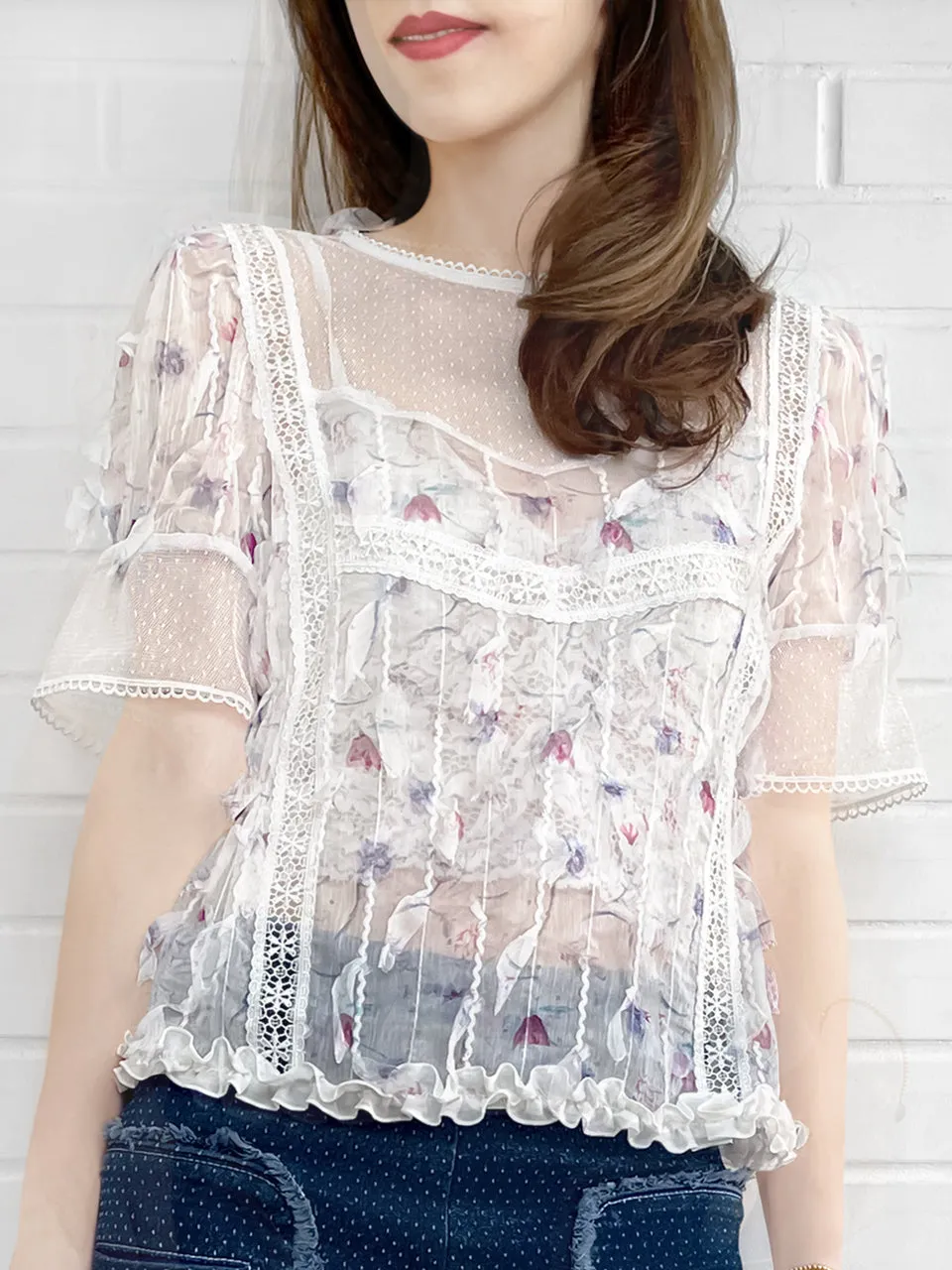 Final Sale! Floral Lace Trim Ruffle Hem Clipped Texture Blouse