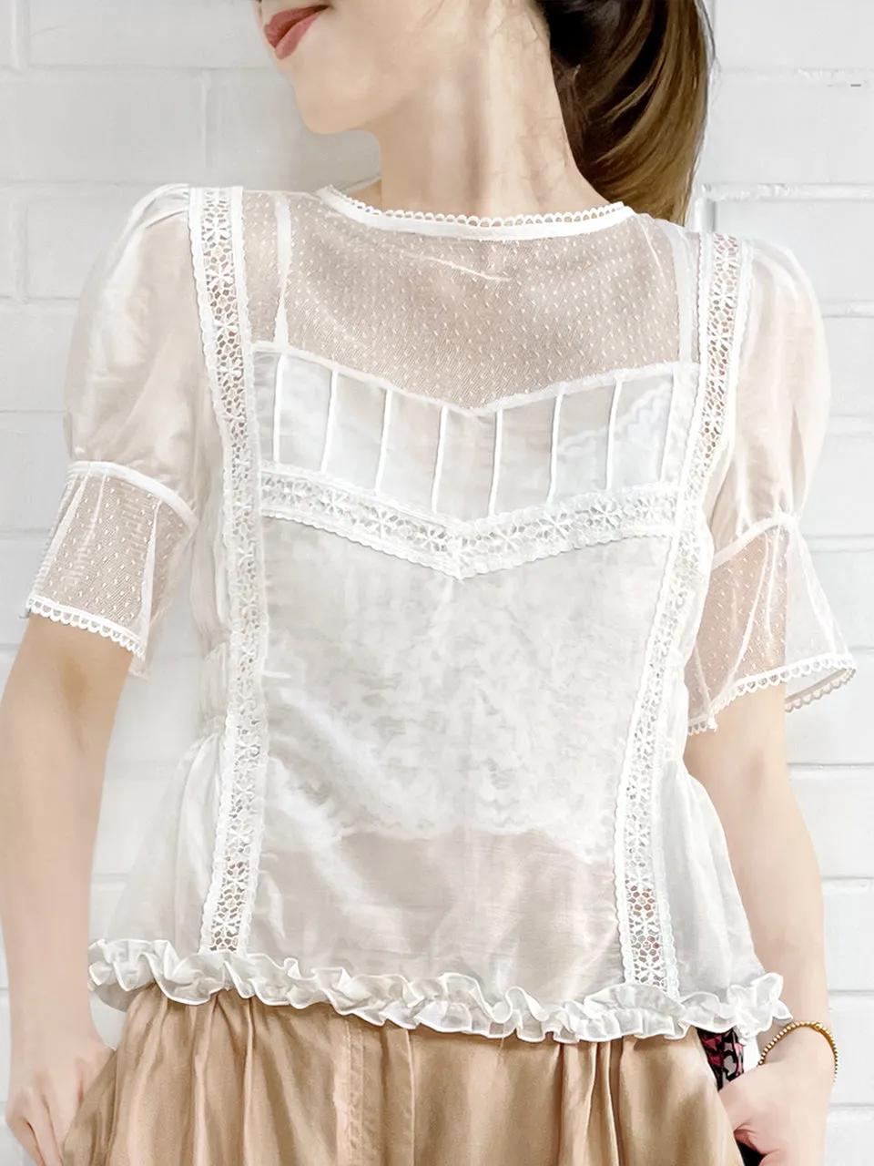 Final Sale! White Lace Trim Ruffle Hem Silk Cotton Blouse