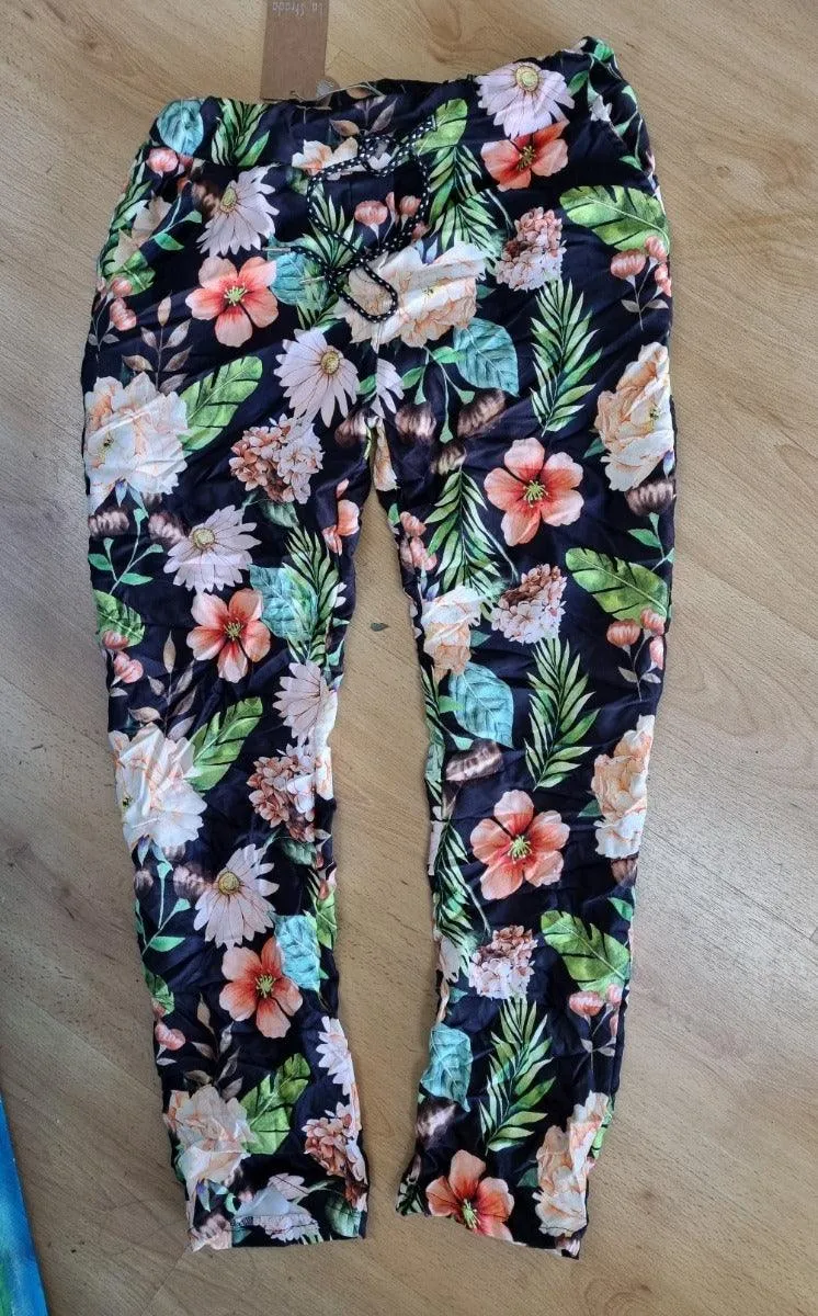 La Strada Stretch Crinkle Flower Jogger