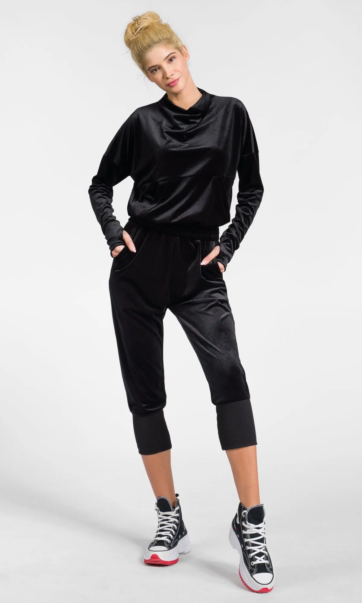 Two-piece Set of Velvet Blouse and Joggers